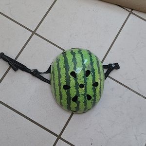 Nutcase cycling helmut, circa 2011